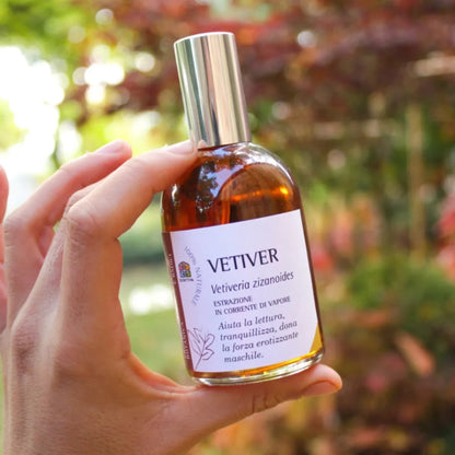 Olfattiva Profumo aromaterapico botanico Vetiver 115ml intenso e terrestre - Aiuta la lettura, tranquillizza e dona la forza erotizzante