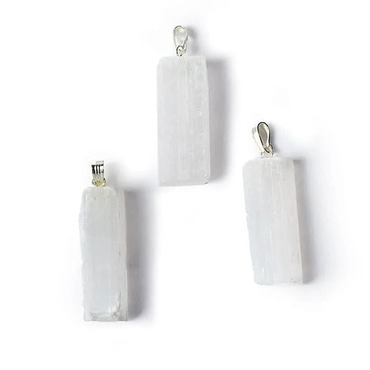 Ciondolo in Selenite bianca grezza - Sintonizzazione energia - clorophilla-shop